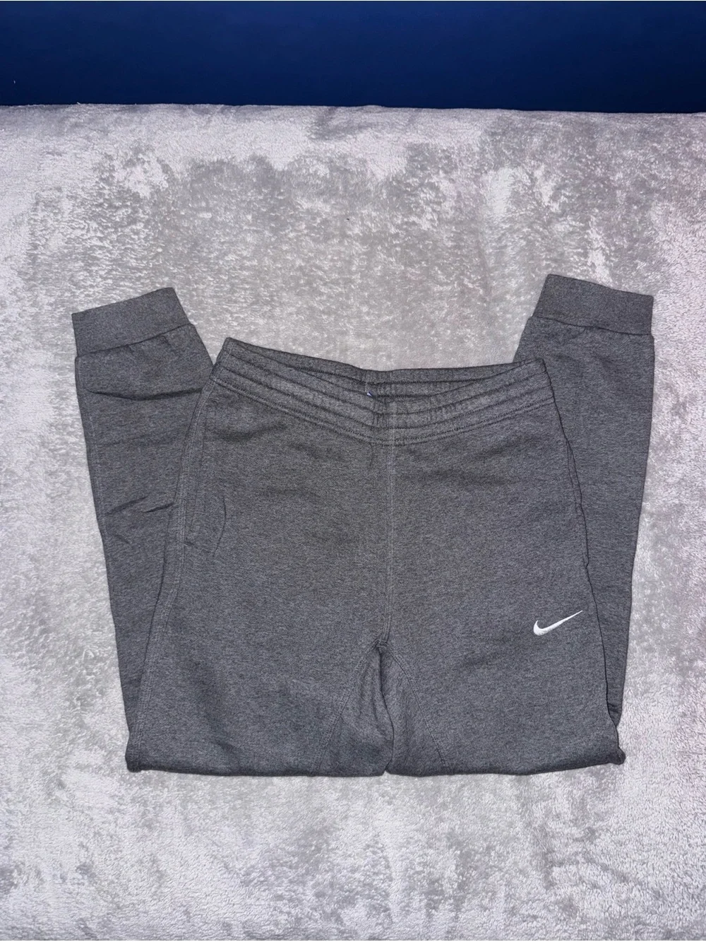 Nike Men’s Gray Fleece Jogger Pants